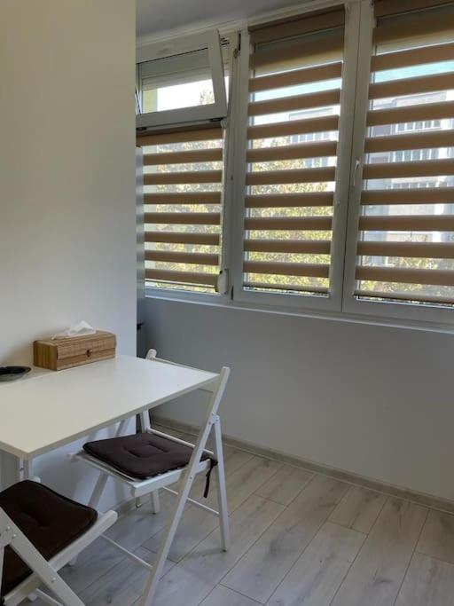 Mav Bucharest Apartman Kültér fotó